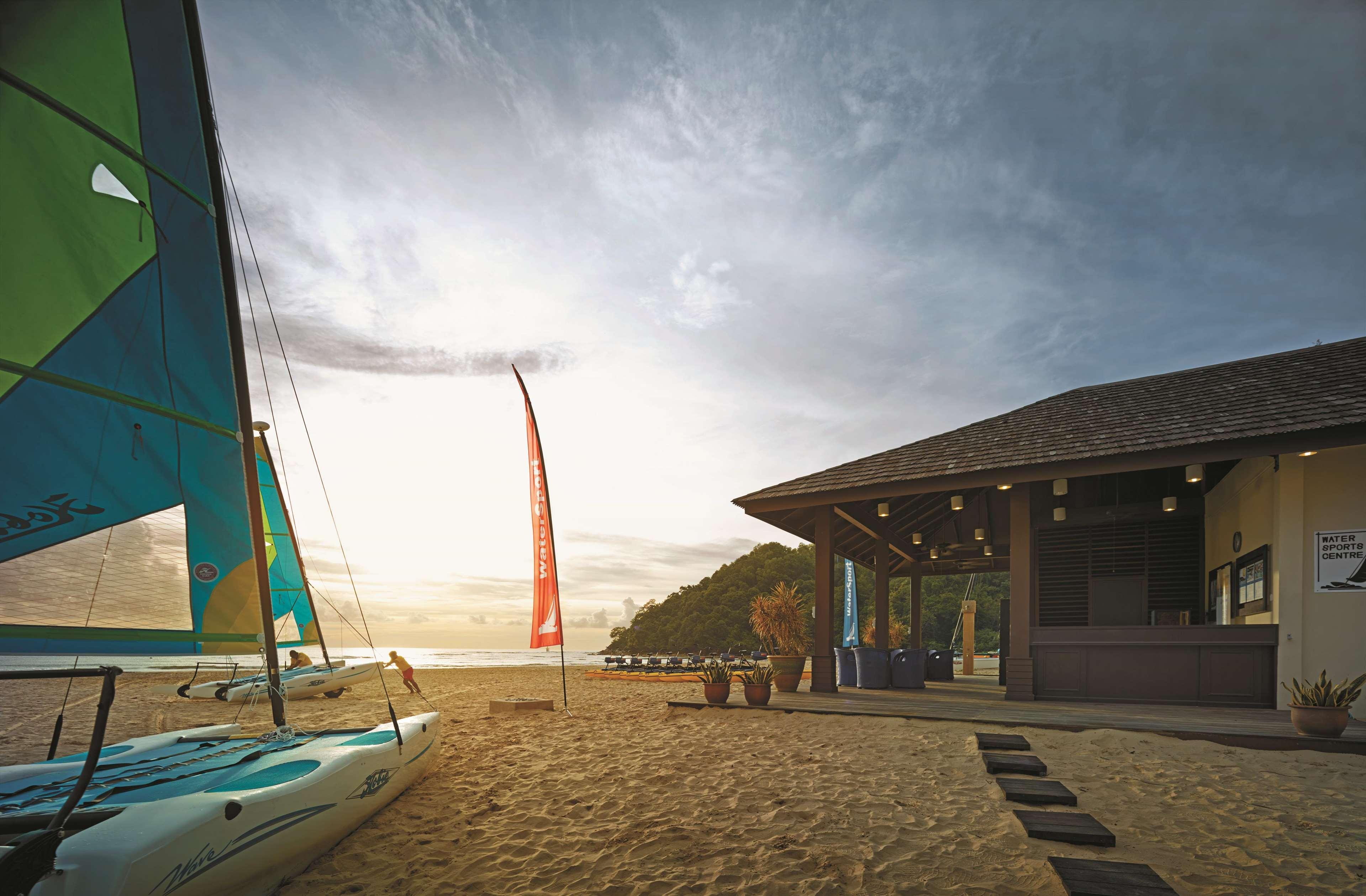 Shangri-La Rasa Ria, Kota Kinabalu Exterior foto Beachfront at The Residence, Phuket